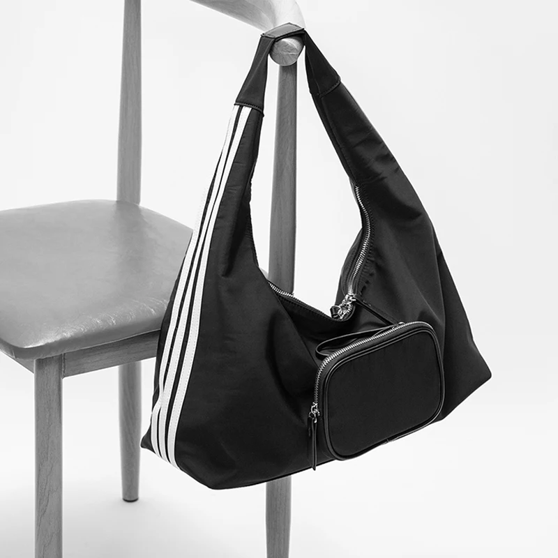 Облачная сумка, нейлоновая сумка-бутот, простая сумка для отдыха в спортивном стиле, сумка для фитнеса, студенческая большая сумка на одно плечо Изображение 0